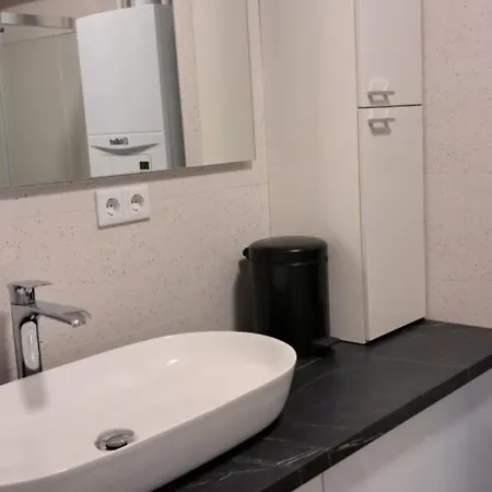 Cherry - 2 Minutes Walk To Bascarsija Sarajevo