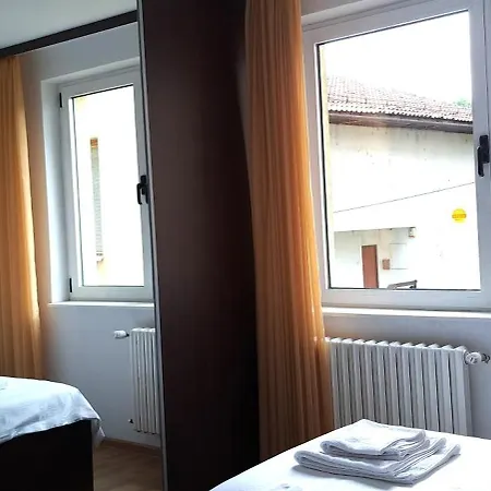 Cherry - 2 Minutes Walk To Bascarsija Апартаменты *